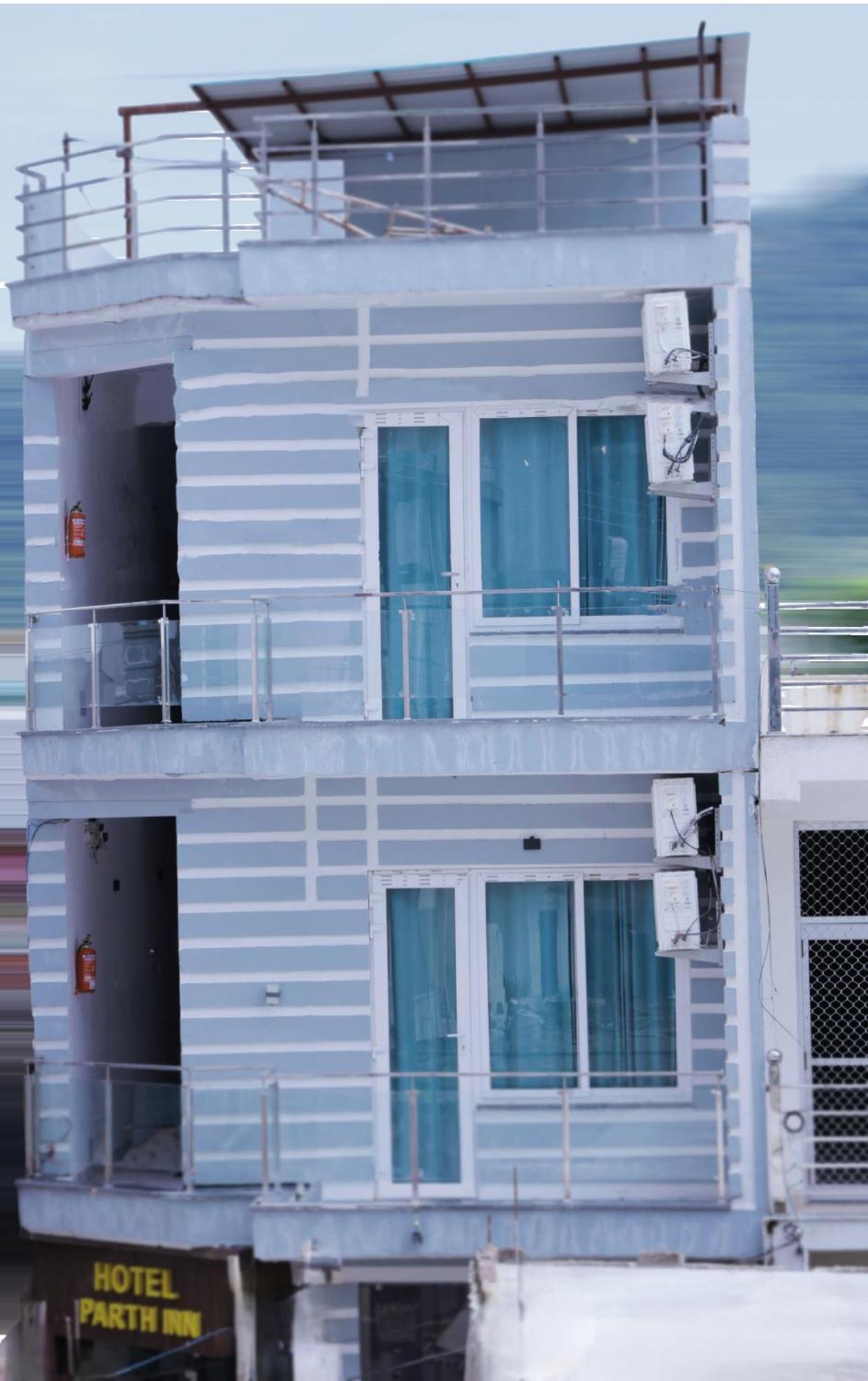 Hotel Parth Inn Rishikesh Exterior photo