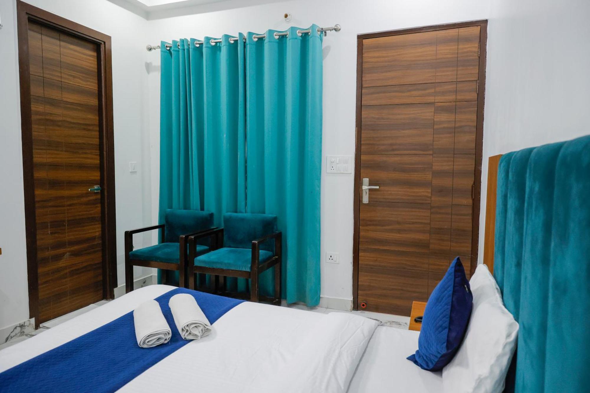 Hotel Parth Inn Rishikesh Exterior photo