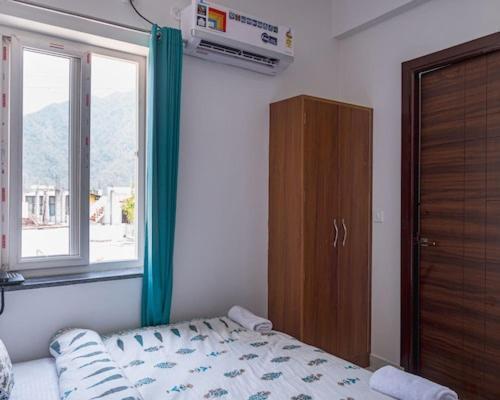 Hotel Parth Inn Rishikesh Exterior photo